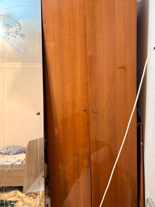 Шифоньер 3-х дверный