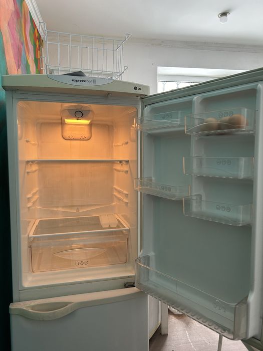 Холодильник рабочий б/у