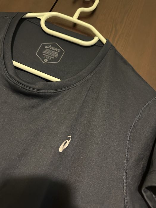 6 броя тренировъчни дрехи + 1 подарък