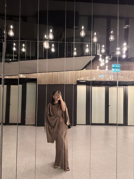 Продам вечернее платье Lichi