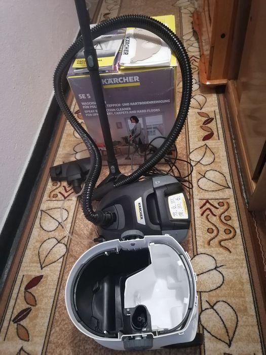 Перяща прахосмукачка Karcher se 5