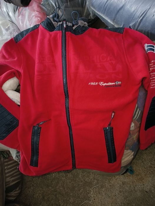 Дрехи втора употреба на едро