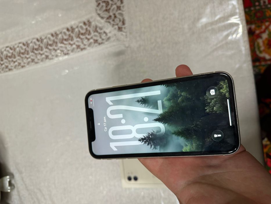 Iphone 11 white 64 gb