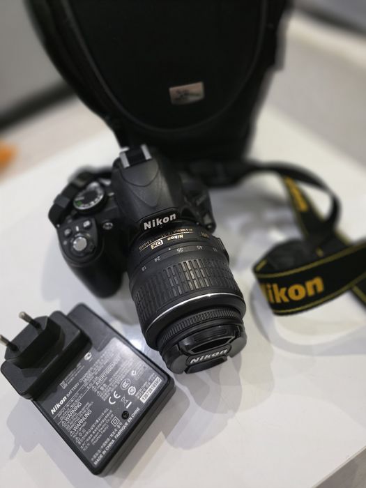 Продам фотоаппарат Nikon D3100