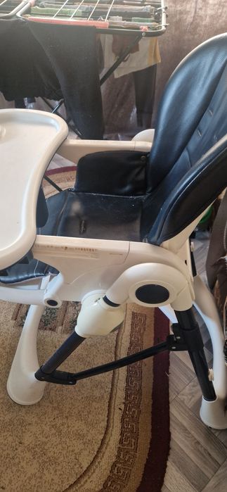 В продаже десткии столик