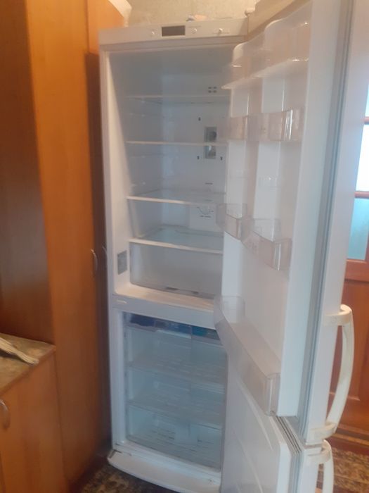 Холодильник LG, 185×58+58cm