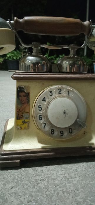 Продам телефон советский