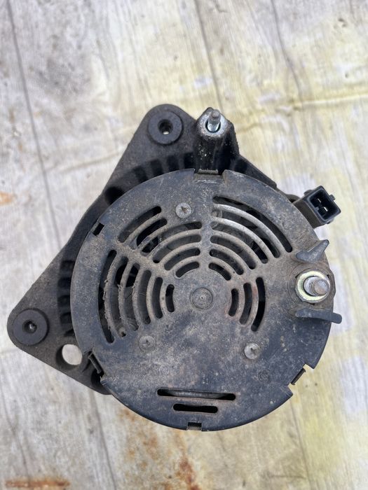 Алтернатор от Голф 3 70А