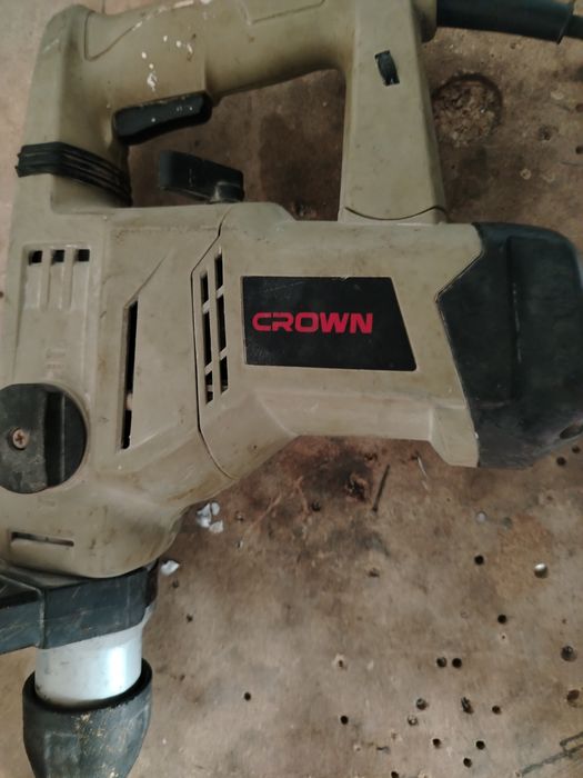 Перфоратор CROWN
