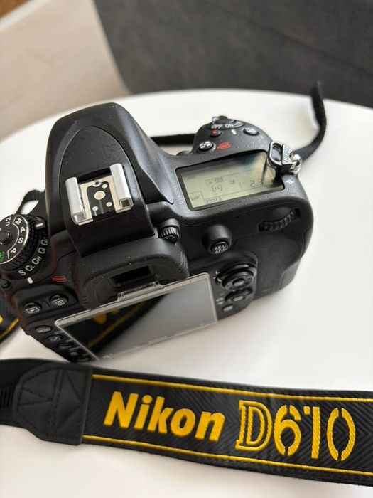 Aparat foto Nikon D610 ca nou la cutie - doar 23.000 cadre