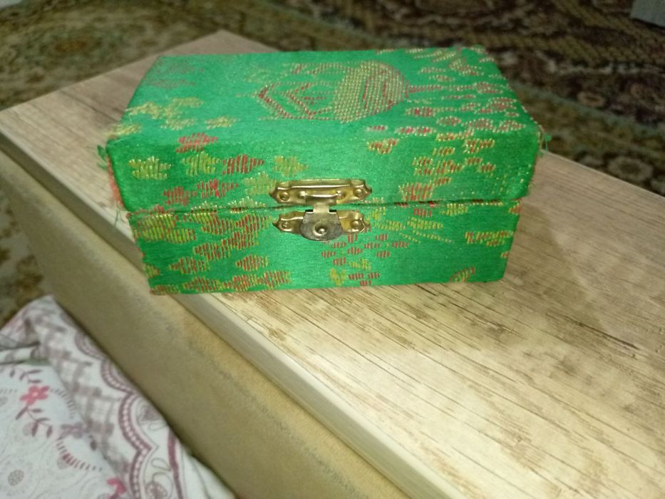 Продам нефритовые шары