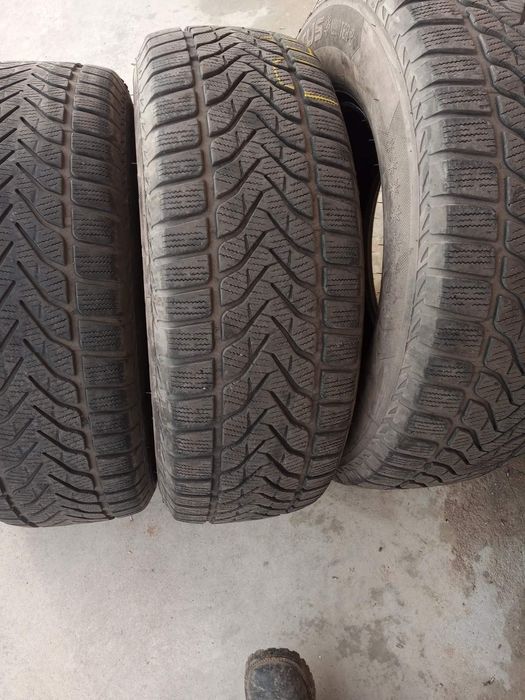 Продавам зимни гуми 16-ки