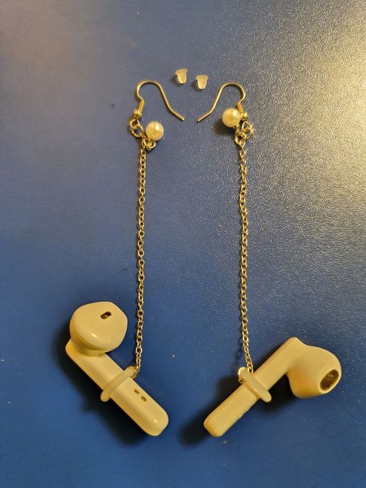 Cerceluși suport pentru casti audio, nou-nouțe