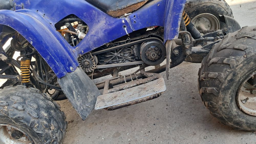Vând scuter 80cc și un atv 125 cc