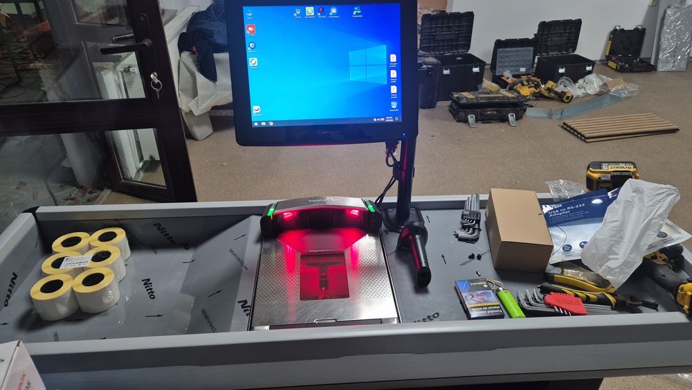 INCHIRIEZ masa de marcat