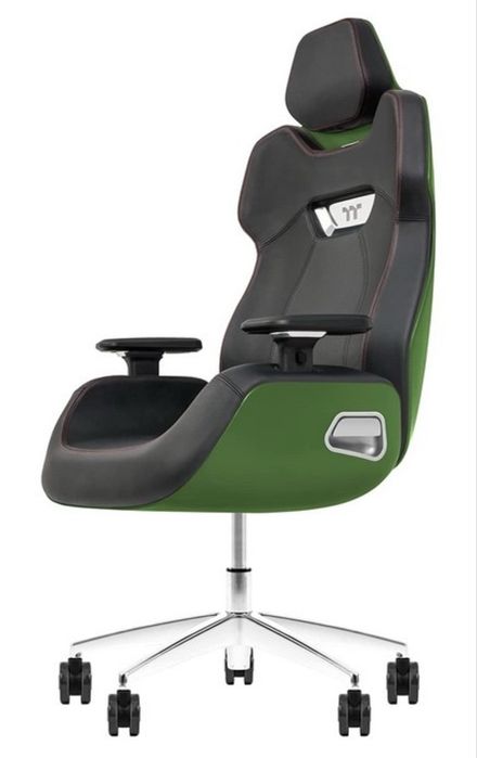 Игровой кресло Thermaltake