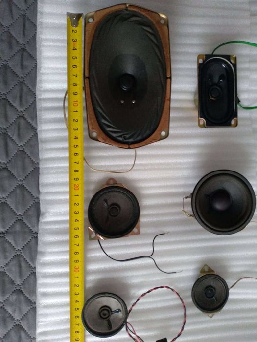 Високоговорители ---