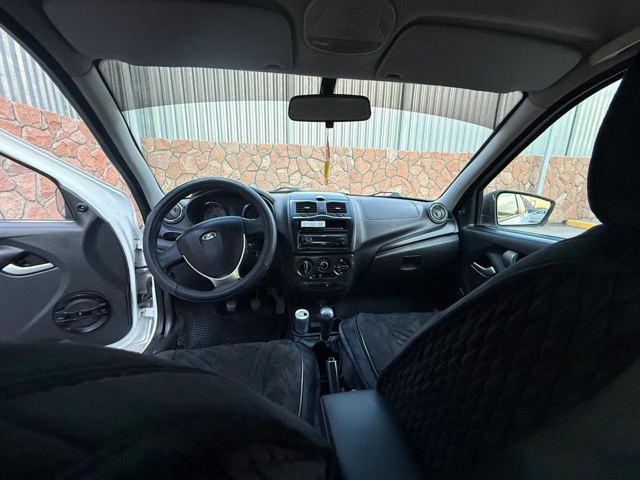 Продам Машину  Lada Granta  2019 года