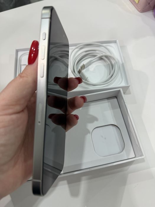 Продам айфон 15 pro max. Китай