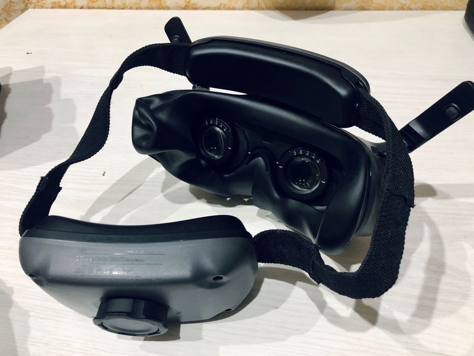 Avata 2 goggles 3 remote control 3