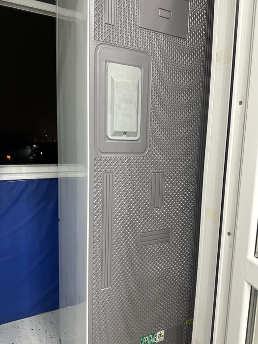 Продам холодильник за 100 тыс