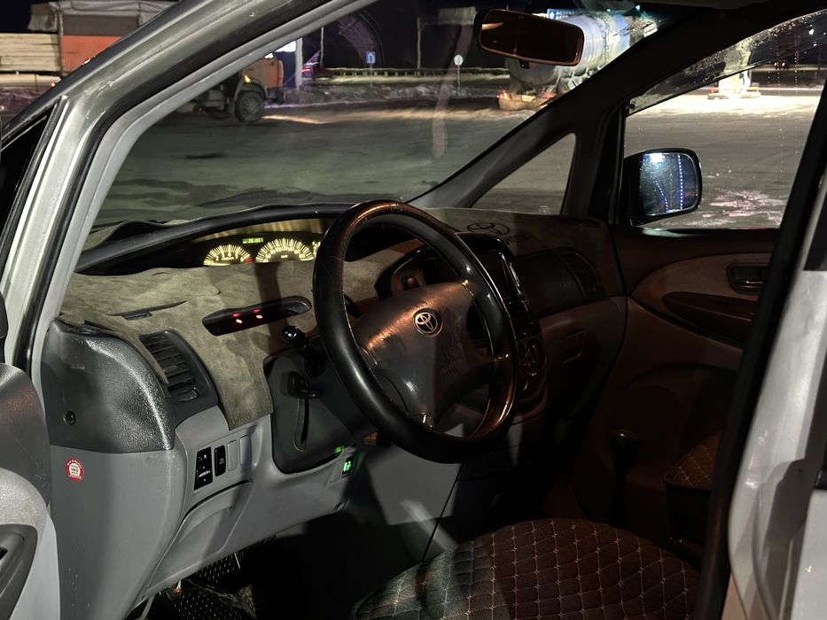 Продам Тойоту превию