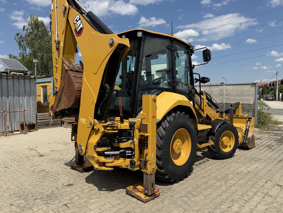 Buldo CAT 428 caterpilar