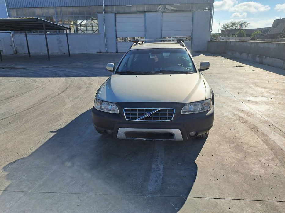 Продавам ВОЛВО ХС70