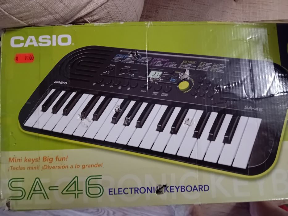 Синтезатор Casio