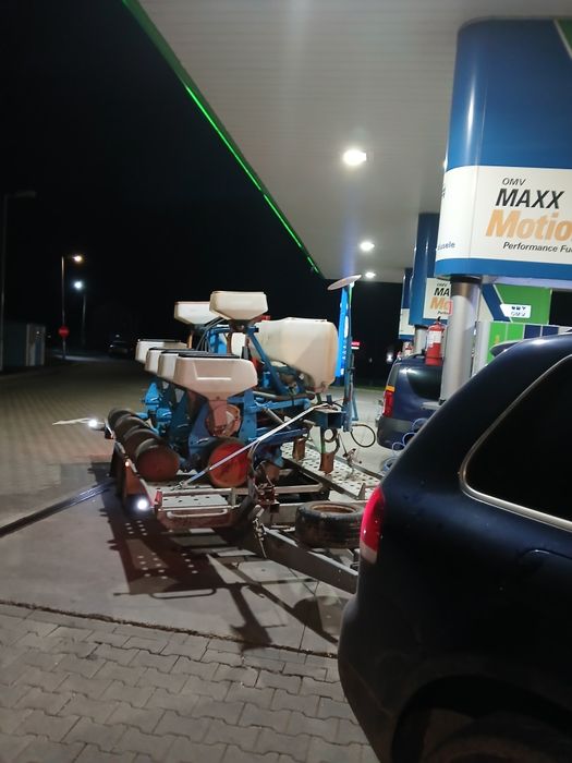 Vând gaspardo și monosem pe disc și monosem NG motor perkins și john d