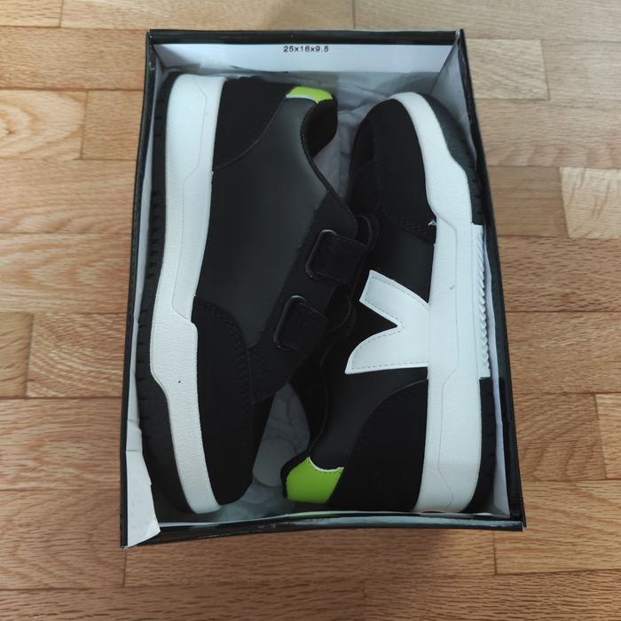 Нови маратонки Tendenz