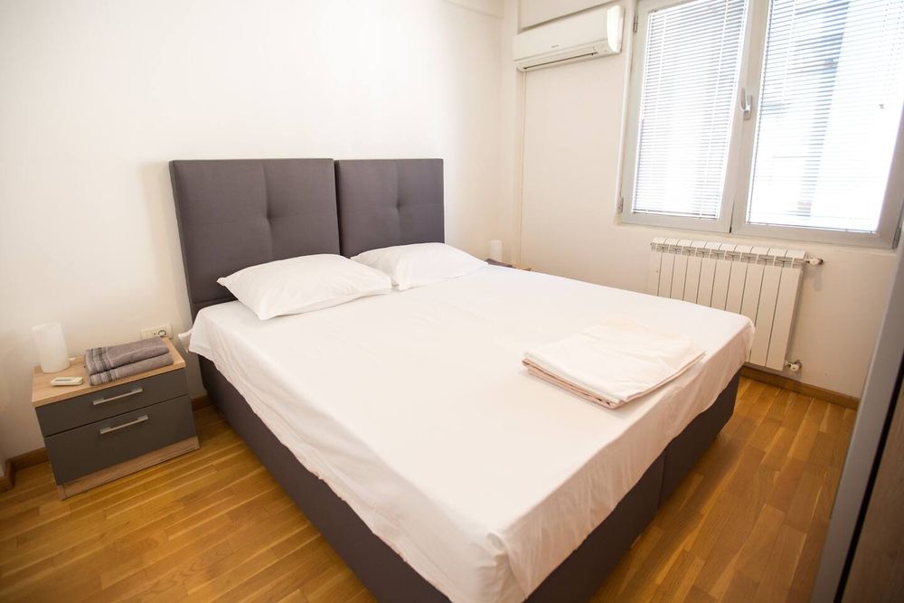 Дава се под наем Тристаен апартамент в София, Младост 1 - 110 кв.м за 612 € - Снимка #3