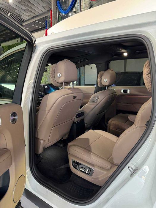 Lixiang L9 Ultra restayling 25/26 natarius