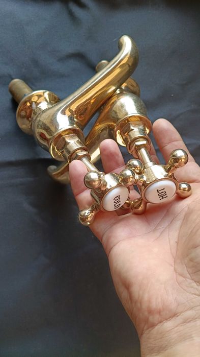set doi rubineti bronz masiv noii provenienta regatul unit
