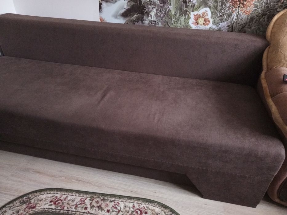 Vând canapea extensibila noua, comoda cu sertare  hota boiler electric