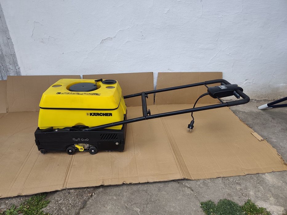 подопочистваща машина Karcher BR 400