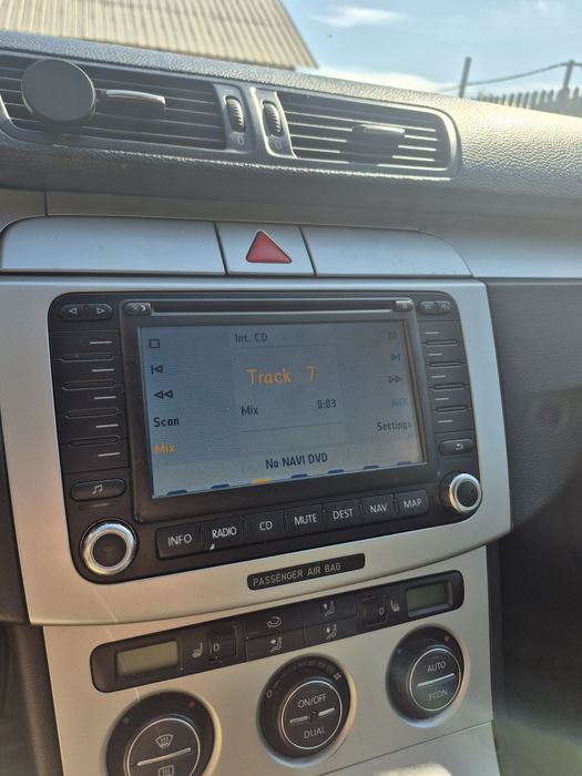 Vand navigație passat b6 originala