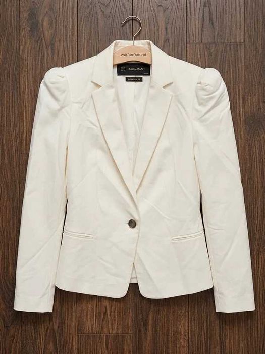 Sacou Elegant Zara Basic Crem– Mărimea S Umeri Bufanți Statement