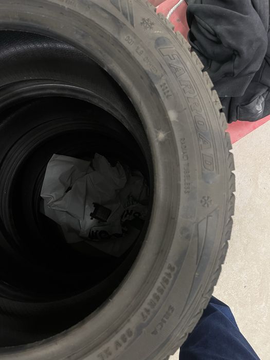 Зимние резины 215/55/R17