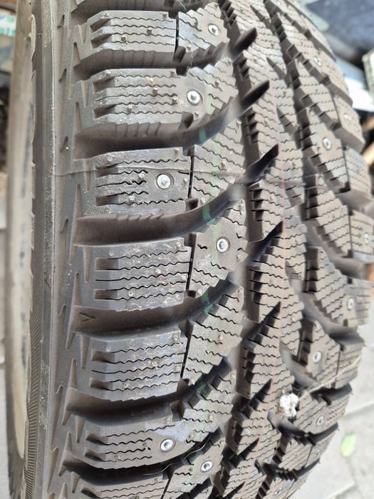 Продаю зимние автошины.