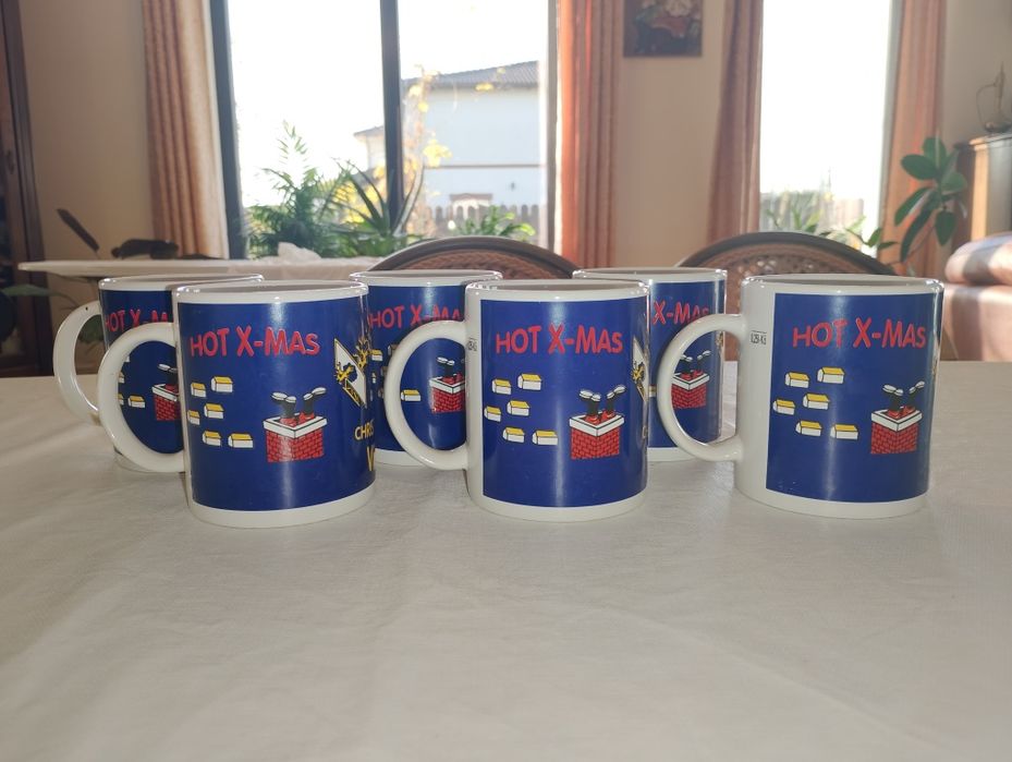 Vând set 6 căni noi, model craciunesc