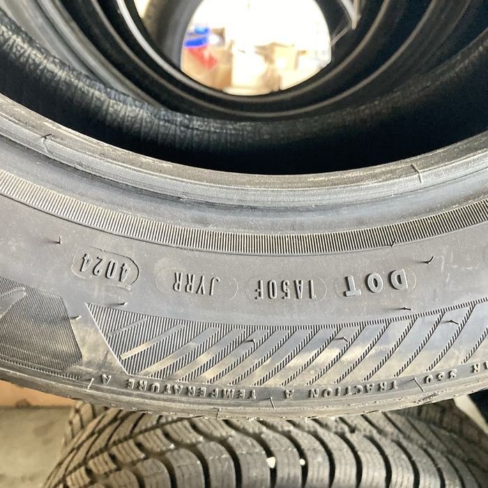 Good Year EfficientGrip Performance 2 205/55/16 94v