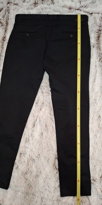 Pantaloni bărbați Zara men ,marimea 34 ,noi fără etichetă.
