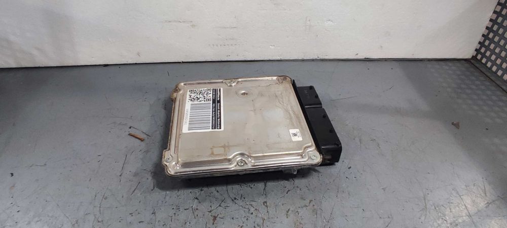 ECU volkswagen vw golf 6 hatchback an 2010 motor CBBB 2.0 170 cp