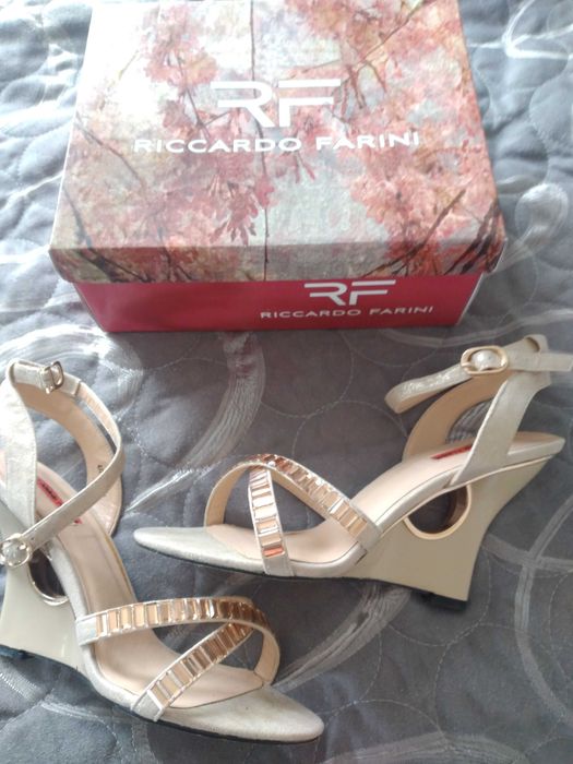 Обувки дамски Riccardo Farini