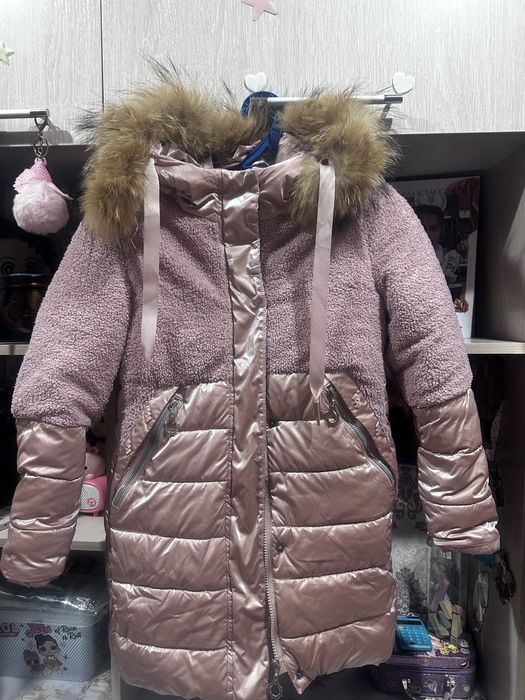 Продам зимнию куртку на девочку продам …. Продам
