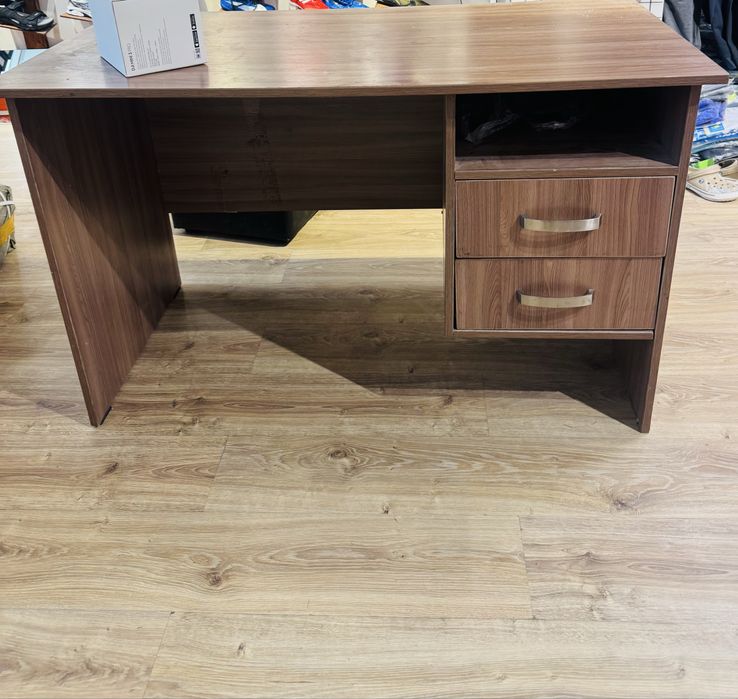 Стол компьютерный письменный офисный рабочий