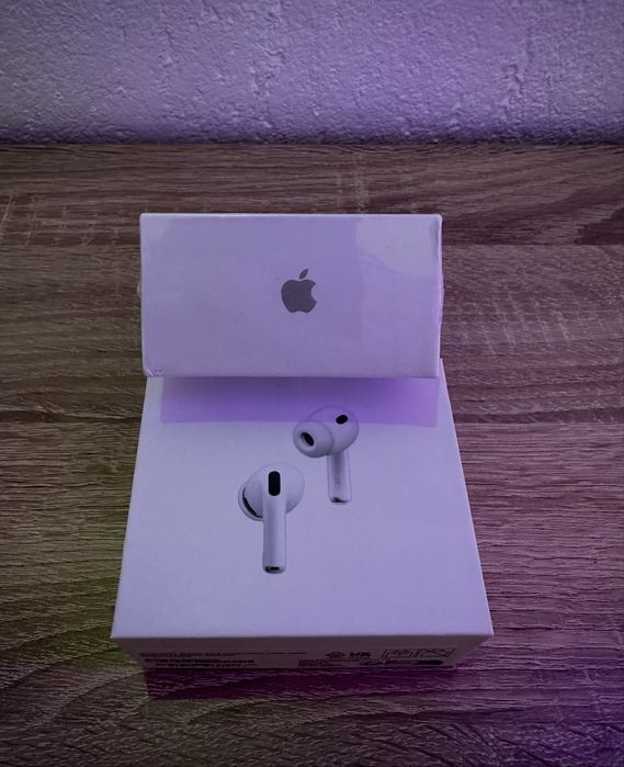 Продавам безжични Bluetooth слушалки AirPods Pro 3 ANC | 3rd Generation | Слушал