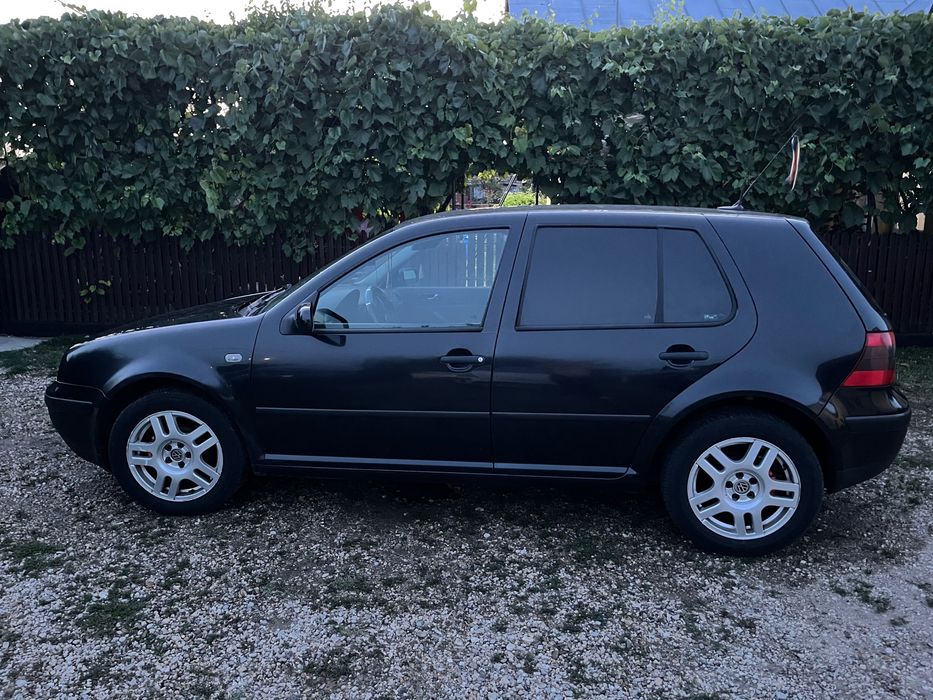 Vând Volkswagen Golf 4 1.6 Benzină