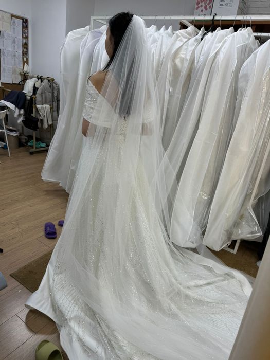 Красивое дорогое свадебное платье